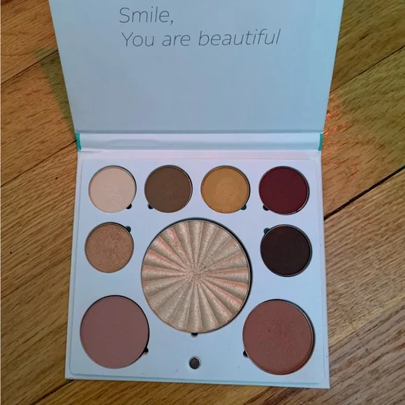 Ofra New Solstice palette - Picture 5 of 7